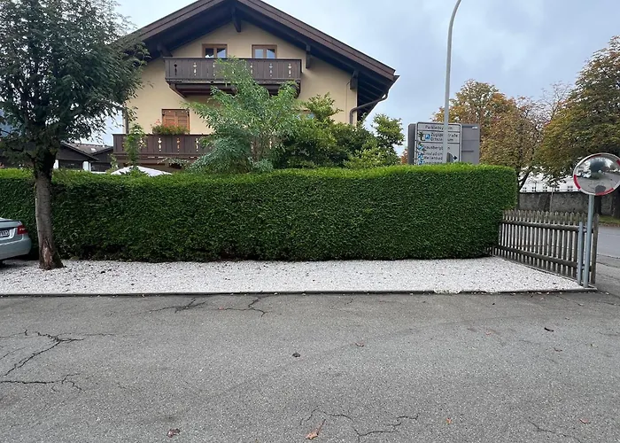 Gemuetliche In Nahe Kreuzeck アパート