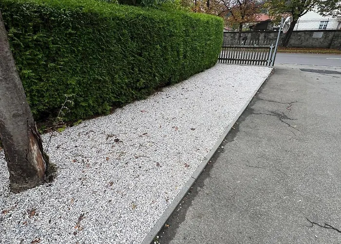 Gemuetliche In Nahe Kreuzeck アパート